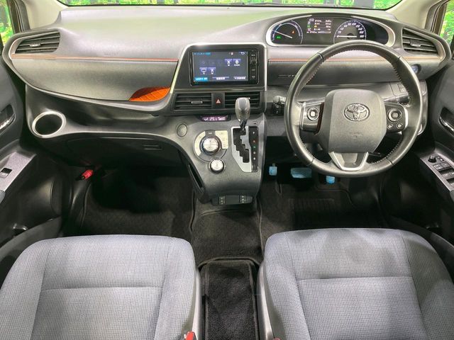15560556