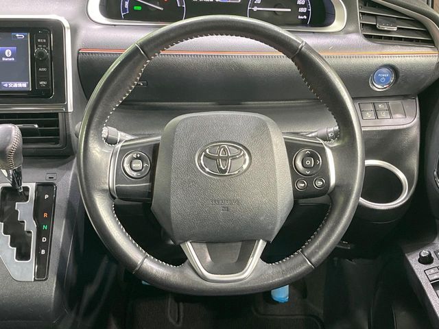 15560556
