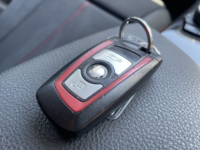 15650038