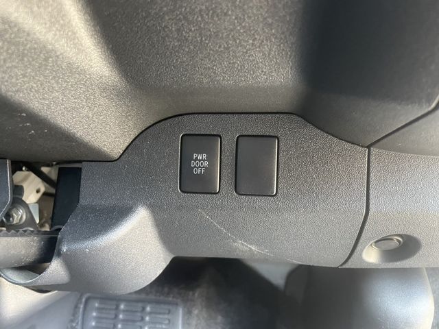 15650093