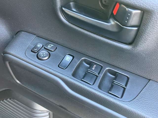 15660939