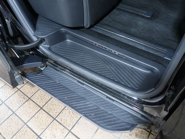 15750226