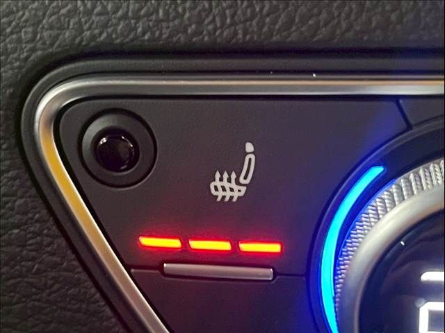 15760433