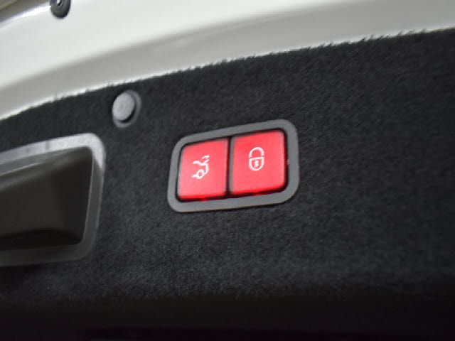 15765533