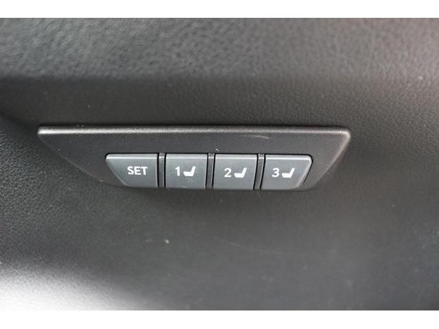 15766233
