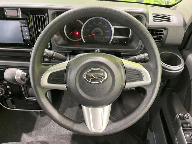 15766822