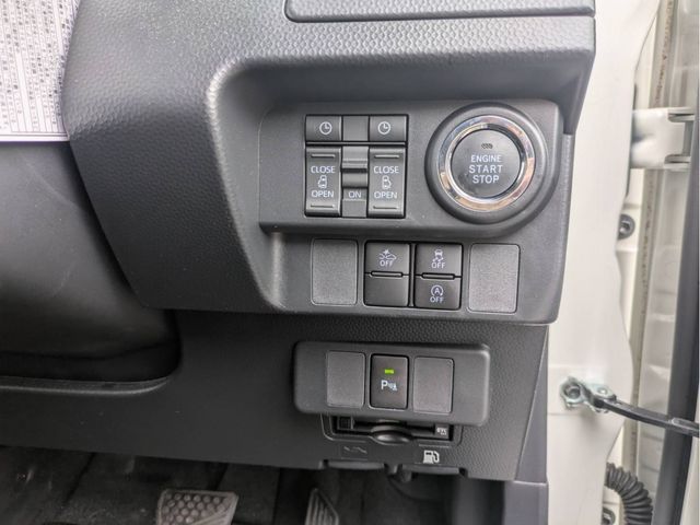 15850004