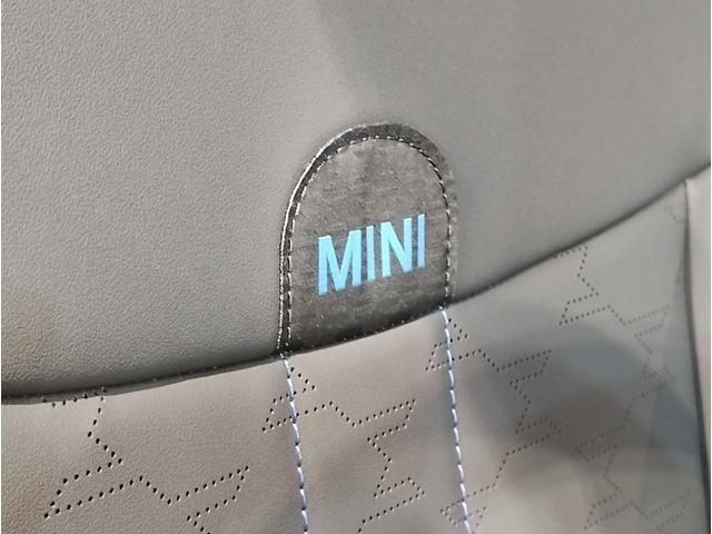 15850028