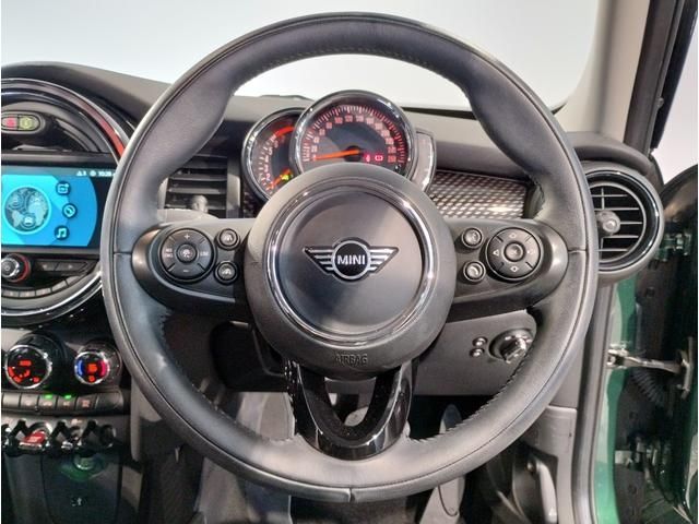 15850044