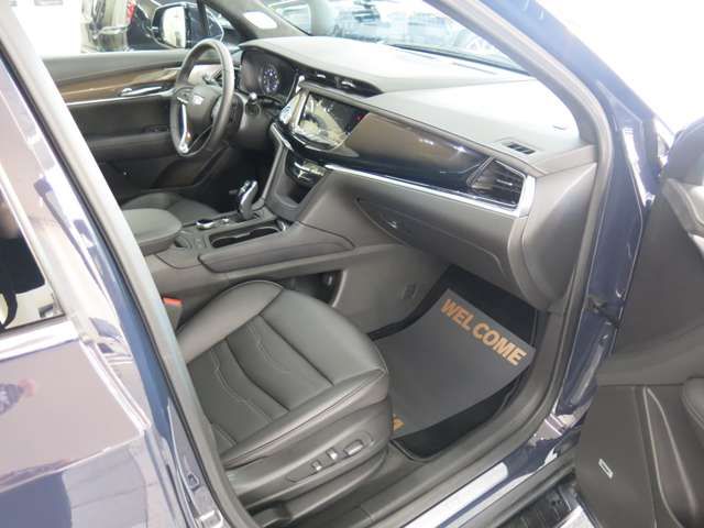 15860647