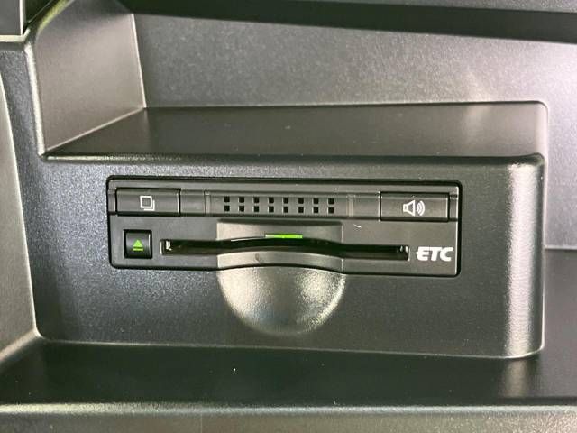 15862837