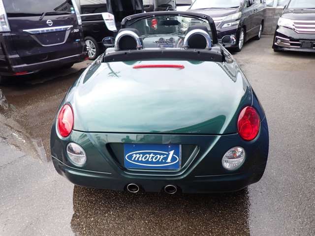 15900058