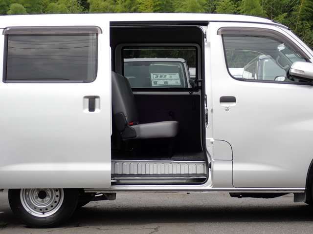 16260070