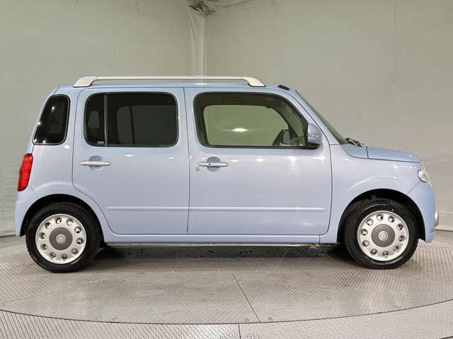 16300056