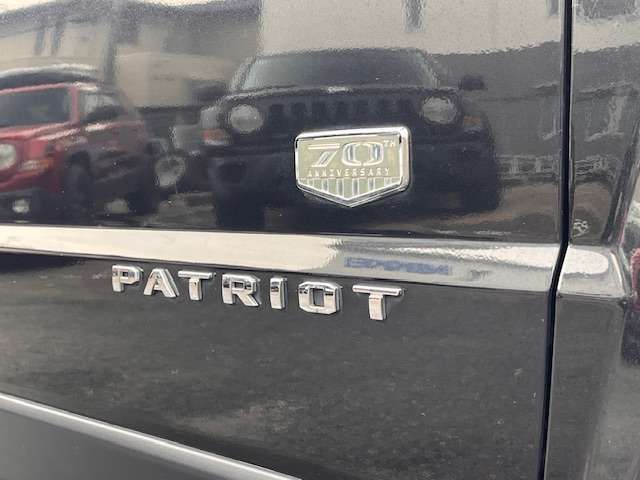 16300070