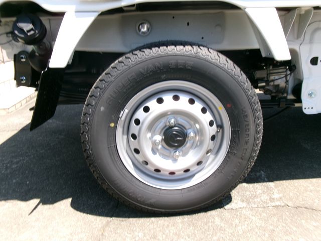 16350092