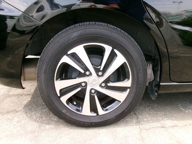 16350205