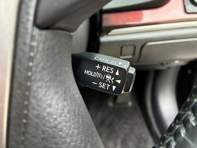 16350300