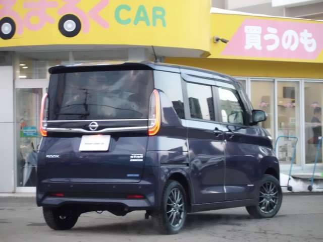 16362929