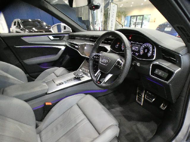 16390001