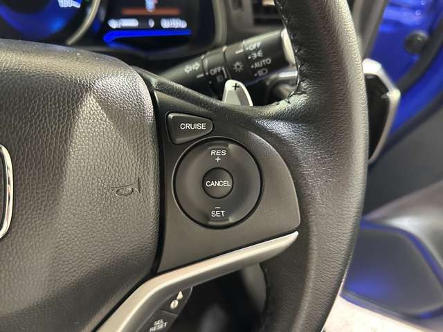 16400040