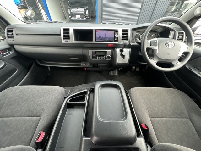16400082