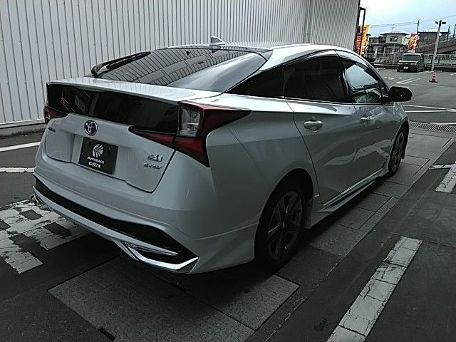 16465068