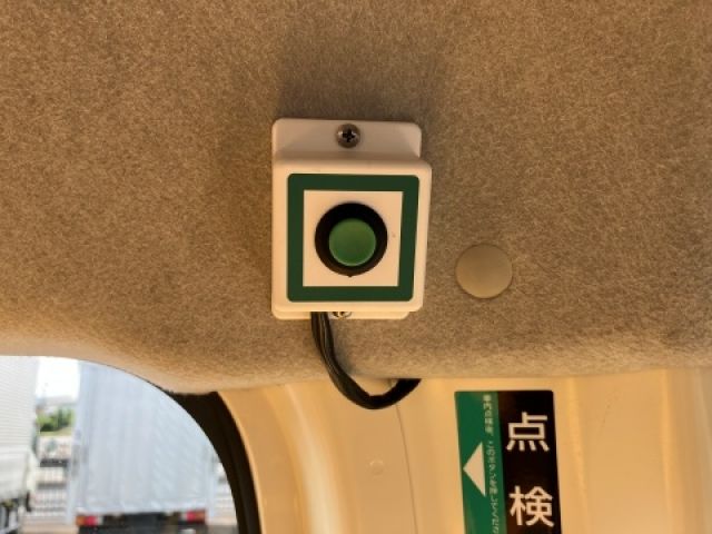 16550189