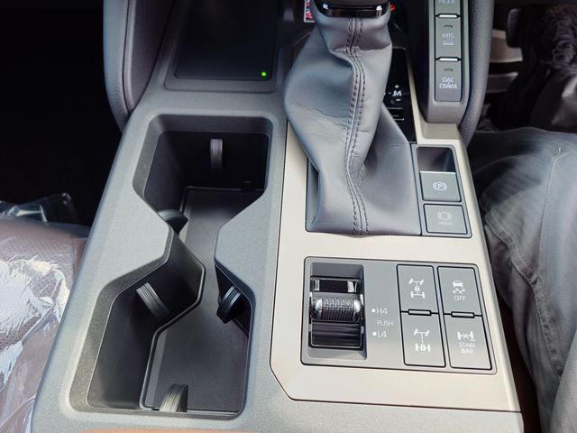 16550281