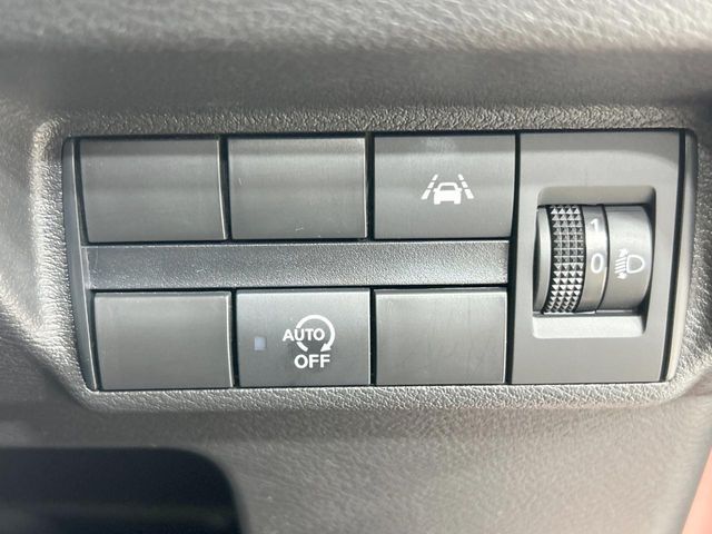 16560990
