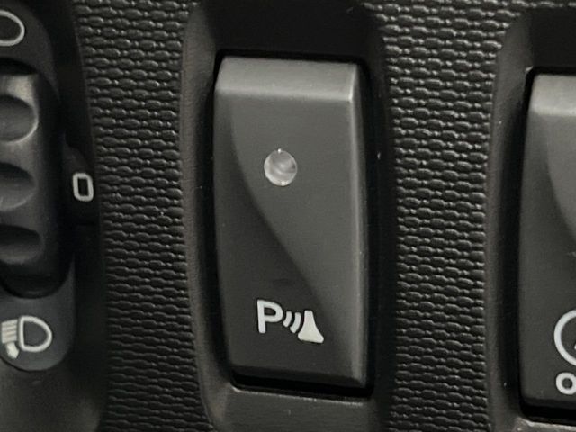 16561219