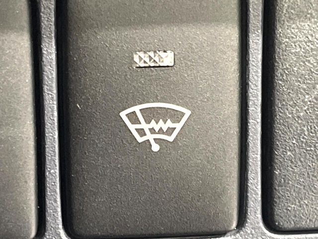 16562898