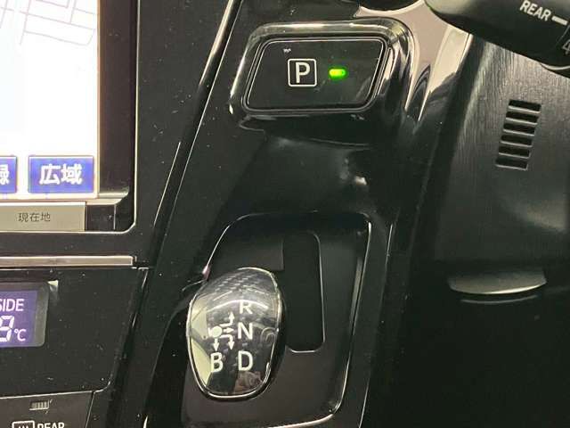 16762631