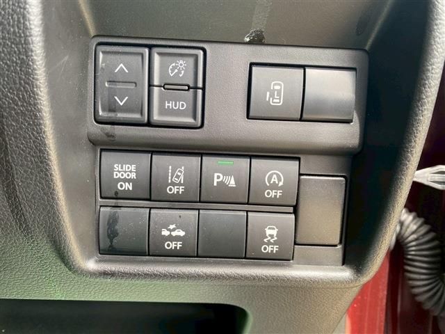 16766077