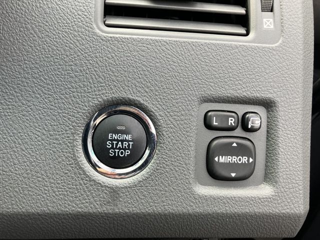 16865696