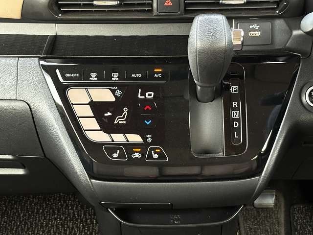 16865806