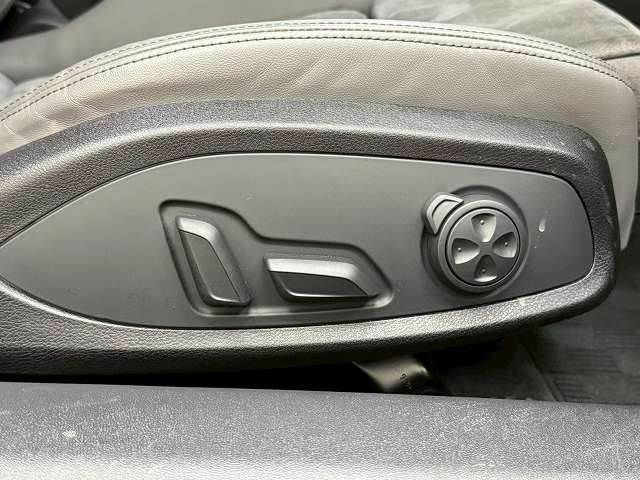 16960049