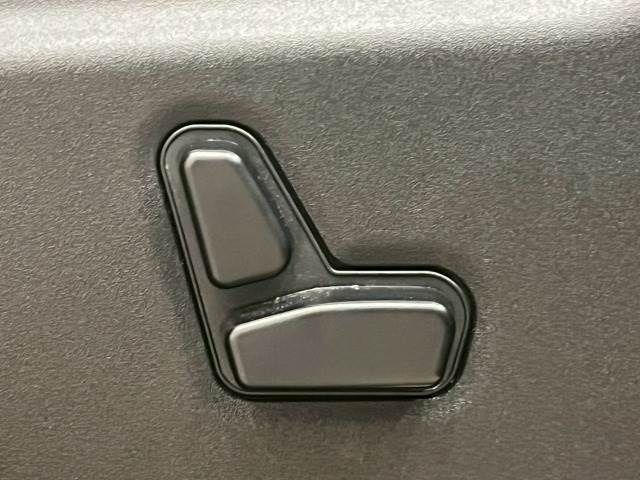 16960556