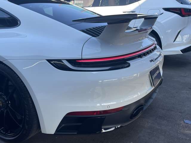17060657