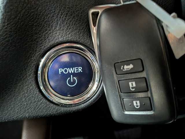 17162126
