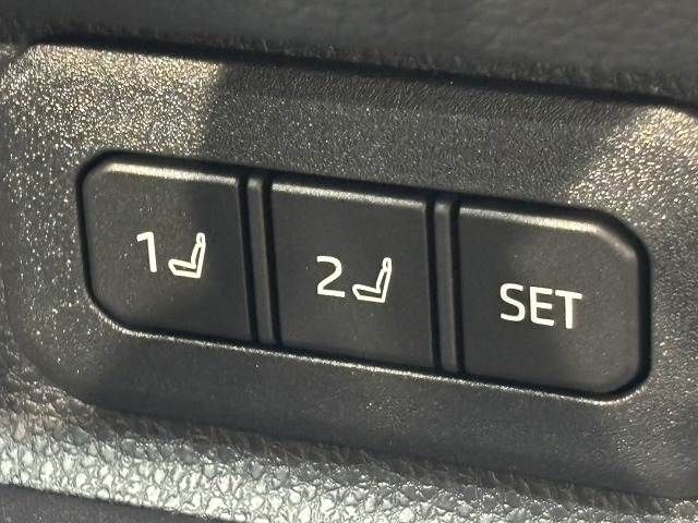 17361879