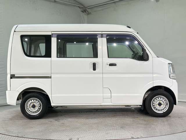 17400018