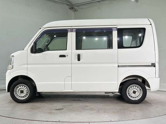 17400018