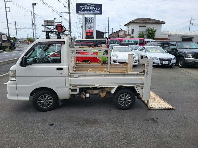 17465590
