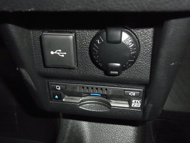 17565668