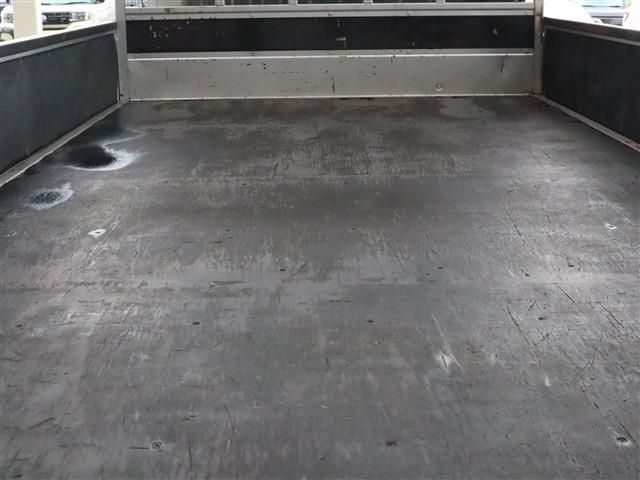 17565818
