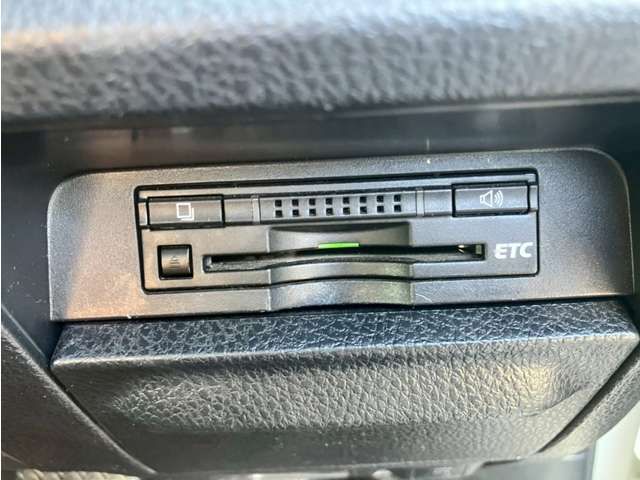 17662307