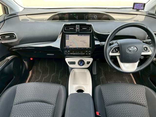 17662313