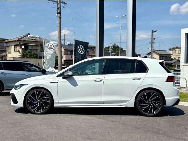 17960176