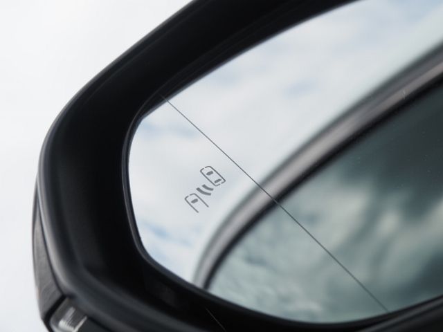 18150051